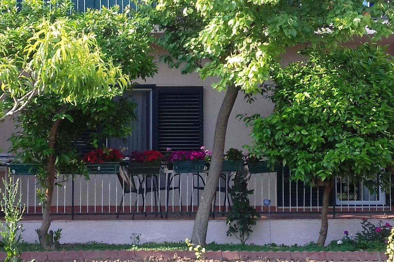 Jordan Apartment Kastela Exterior photo