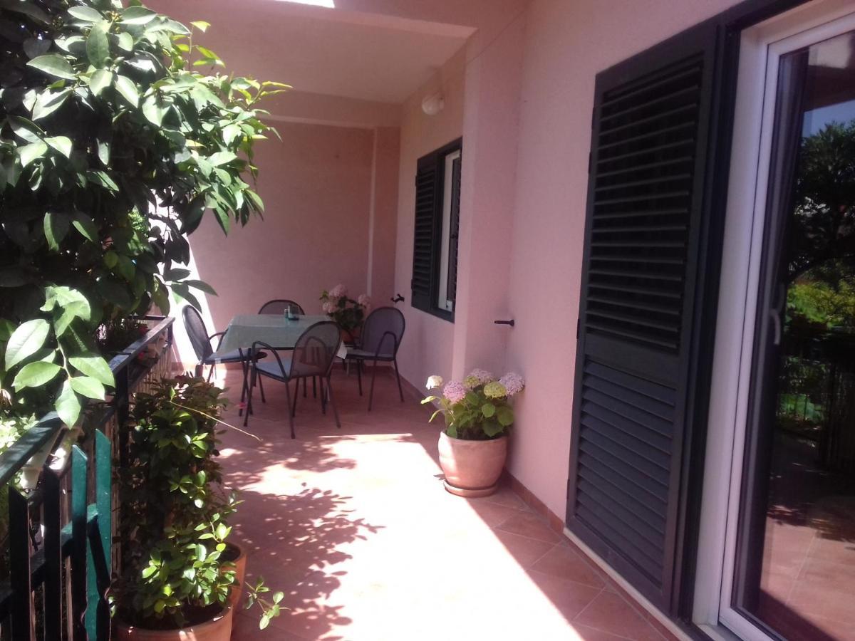 Jordan Apartment Kastela Exterior photo