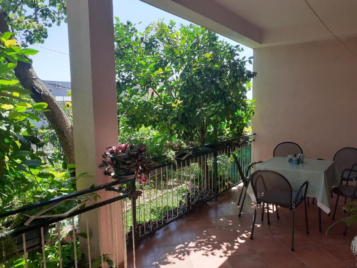 Jordan Apartment Kastela Exterior photo